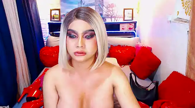 Snapshot of TsGoddessNhicolle chatting on February 2025 01:01:01 PM TsGoddessNhicolle online show from February 2025 01:01:01 PM