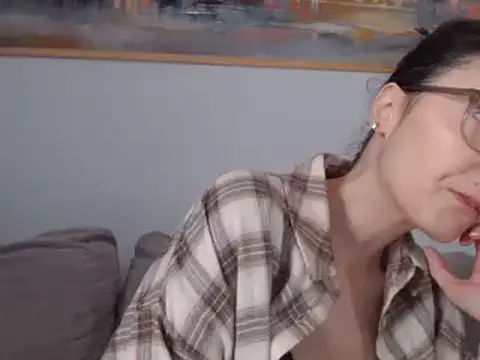 Snapshot of cleophee chatting on March 2025 09:34:02 AM cleophee online show from March 2025 09:34:02 AM