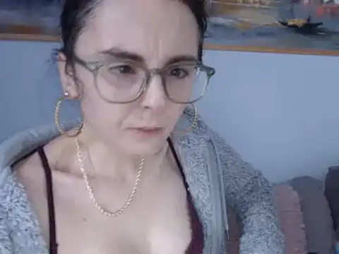 Snapshot of cleophee chatting on March 2025 06:46:02 AM cleophee online show from March 2025 06:46:02 AM