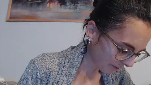 Snapshot of cleophee chatting on December 2025 06:41:02 AM cleophee online show from December 2025 06:41:02 AM