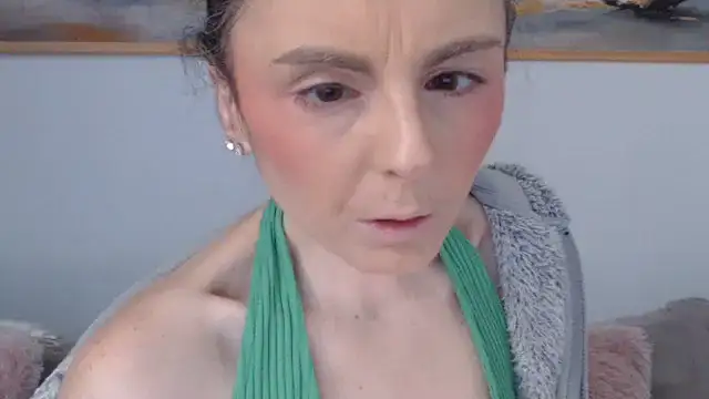 cleophee online show from March 2026 07:03:01 AM