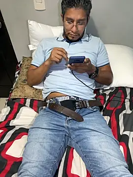 Darkdickhard online show from November 2025 03:30:02 AM