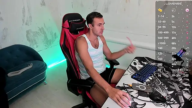 Raamoss online show from March 2025 01:01:02 PM