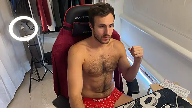 Raamoss online show from October 2025 05:45:02 PM