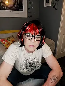 Snapshot of juniperberi29 chatting on April 2026 06:23:02 PM juniperberi29 online show from April 2026 06:23:02 PM