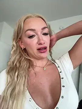 SerenaCloud online show from February 2025 10:12:01 PM