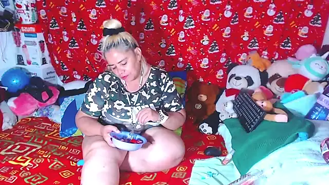 Snapshot of estrellita_fugaz16x chatting on May 2026 03:55:02 AM estrellita fugaz16x online show from May 2026 03:55:02 AM