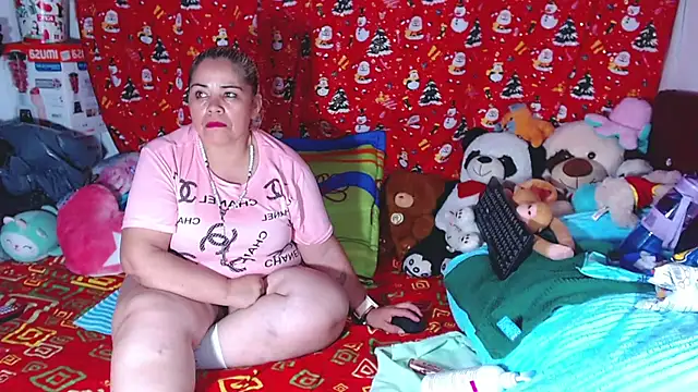 Snapshot of estrellita_fugaz16x chatting on May 2026 03:46:02 AM estrellita fugaz16x online show from May 2026 03:46:02 AM