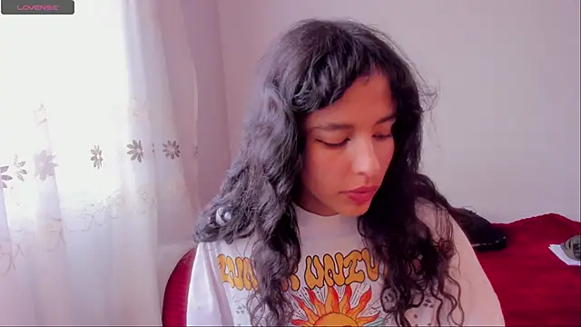 aluna 0310 online show from December 2024 08:36:01 PM