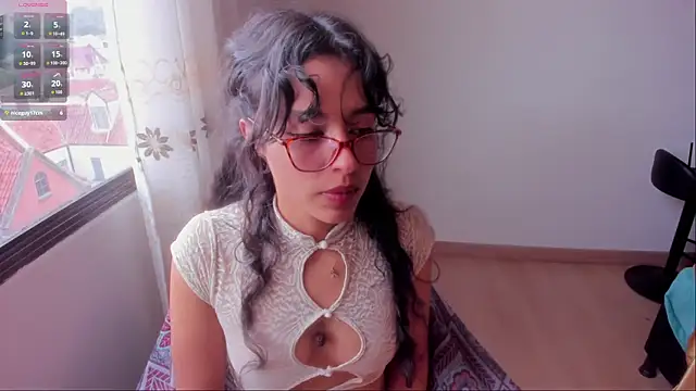 aluna 0310 online show from October 2025 05:55:01 PM