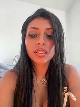 Snapshot of sweetAli_ chatting on February 2025 04:32:01 PM sweetAli online show from February 2025 04:32:01 PM