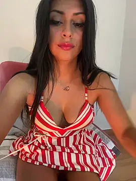 Snapshot of sweetAli_ chatting on March 2025 09:51:01 AM sweetAli online show from March 2025 09:51:01 AM