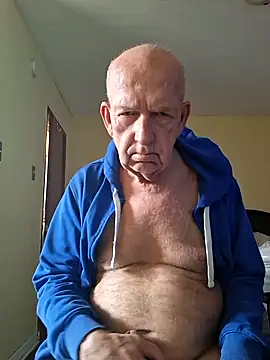 Strap  online show from April 2026 03:57:01 PM