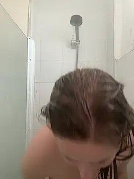 AlisaWhite online show from April 2026 03:09:02 PM