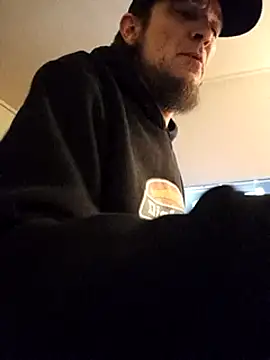 Snapshot of BunnyandClydeDk chatting on December 2024 05:37:02 AM BunnyandClydeDk online show from December 2024 05:37:02 AM