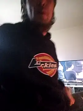 Snapshot of BunnyandClydeDk chatting on January 2025 12:33:01 PM BunnyandClydeDk online show from January 2025 12:33:01 PM