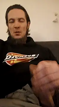 Snapshot of BunnyandClydeDk chatting on January 2025 07:13:02 PM BunnyandClydeDk online show from January 2025 07:13:02 PM