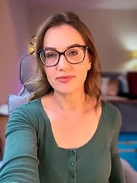 MaiseKnox online show from April 2026 07:20:01 PM