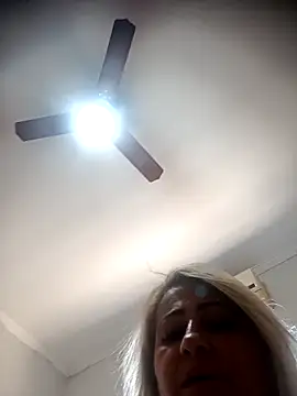 Snapshot of vivifernades chatting on February 2026 12:17:01 PM vivifernades online show from February 2026 12:17:01 PM