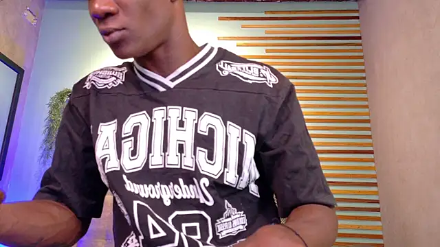 Snapshot of martin_killer chatting on July 2026 01:15:02 PM martin killer online show from July 2026 01:15:02 PM