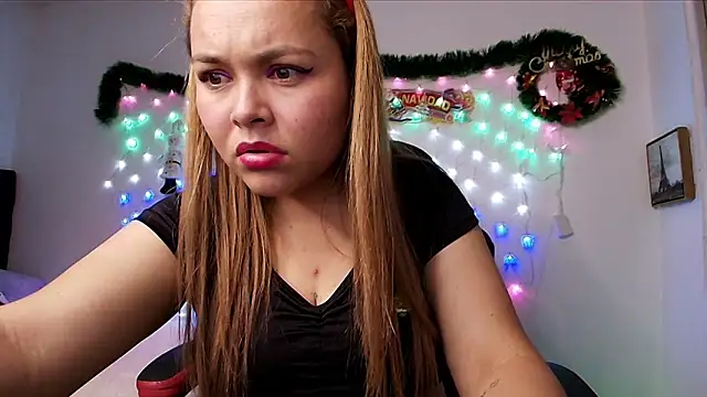 Snapshot of lili_phill chatting on December 2024 03:21:02 AM lili phill online show from December 2024 03:21:02 AM