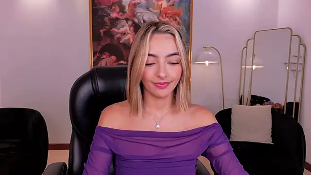 Snapshot of MelissaMoore_ chatting on May 2026 09:38:02 AM MelissaMoore online show from May 2026 09:38:02 AM