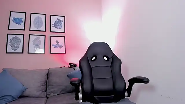 Sabrina Sabrock  online show from October 2025 05:41:02 AM