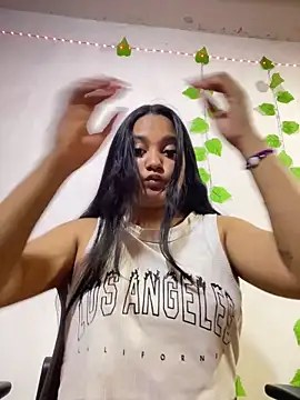 Snapshot of shayna_all chatting on March 2026 06:51:02 PM shayna all online show from March 2026 06:51:02 PM