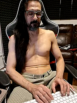 Snapshot of Youreherewithme chatting on May 2026 12:07:02 AM Youreherewithme online show from May 2026 12:07:02 AM