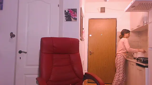 simyhvn online show from November 2025 05:07:01 AM