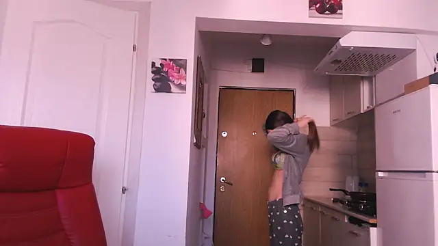 simyhvn online show from February 2026 07:18:01 AM