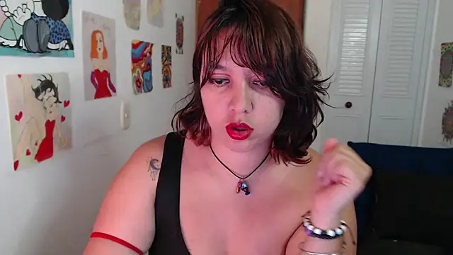 soynanabela28 online show from January 2026 12:05:02 AM