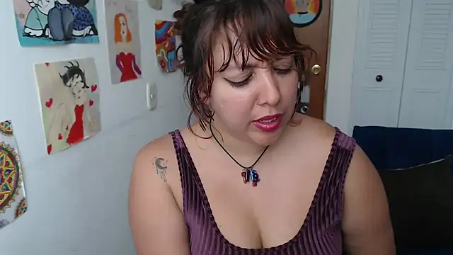 Snapshot of soynanabela28 chatting on April 2026 05:30:01 PM soynanabela28 online show from April 2026 05:30:01 PM