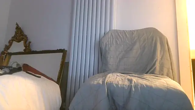 Snapshot of almorettin chatting on July 2026 10:45:01 PM almorettin online show from July 2026 10:45:01 PM