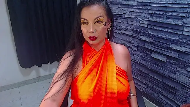 Cruela deviil online show from November 2025 06:40:02 PM