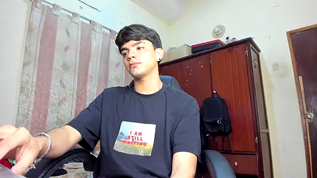 dylancrugerx online show from December 2024 09:08:02 PM