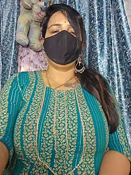 Snapshot of cute-tanvi chatting on May 2026 12:35:02 PM cute-tanvi online show from May 2026 12:35:02 PM