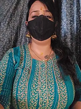 Snapshot of cute-tanvi chatting on June 2026 01:17:02 AM cute-tanvi online show from June 2026 01:17:02 AM