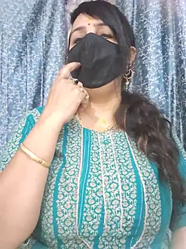 Snapshot of cute-tanvi chatting on July 2026 01:10:02 AM cute-tanvi online show from July 2026 01:10:02 AM