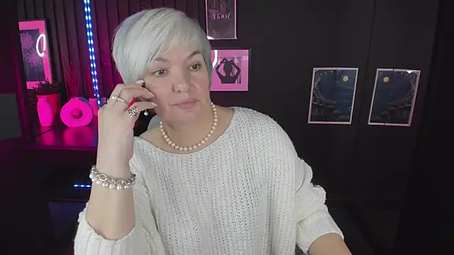 CarmenSoft online show from October 2025 08:55:02 PM