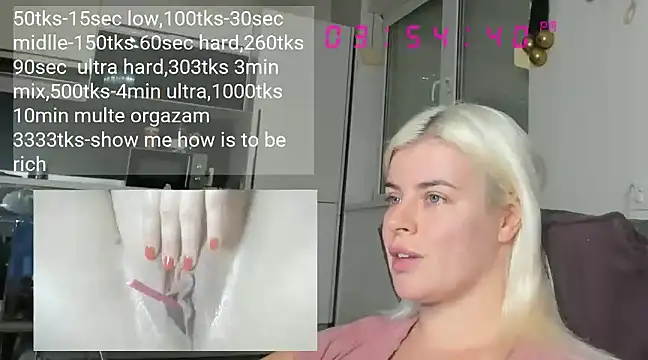 queenofthenighttt online show from December 2024 02:55:01 PM