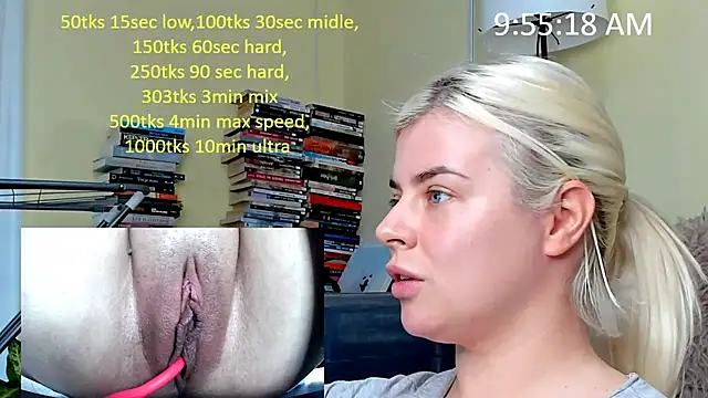 queenofthenighttt online show from December 2025 08:54:01 AM