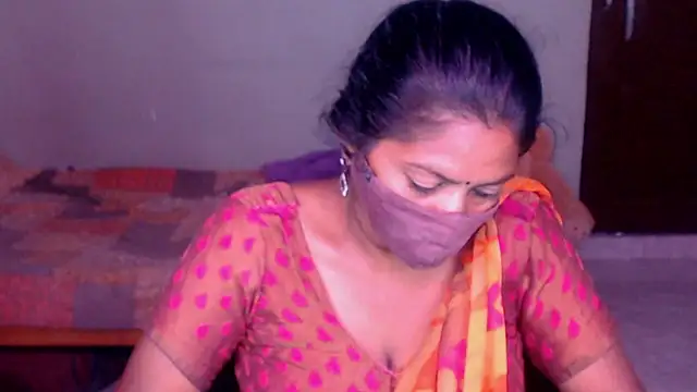 Snapshot of Novapol chatting on June 2026 05:58:01 AM Novapol online show from June 2026 05:58:01 AM