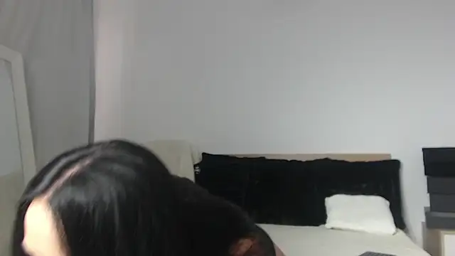 Layla23a online show from June 2026 09:24:02 AM