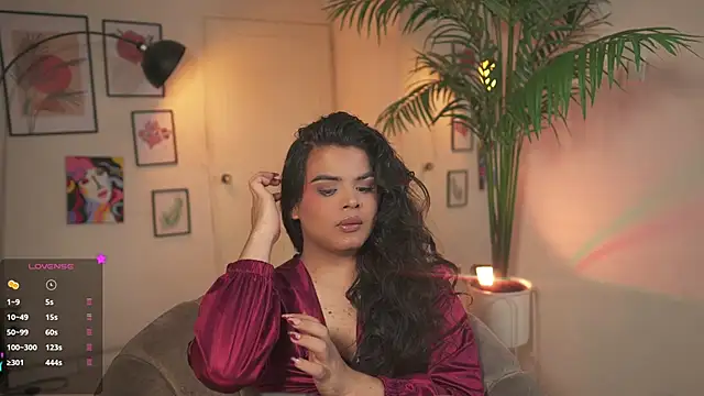 Snapshot of artechloe chatting on February 2026 03:16:02 AM artechloe online show from February 2026 03:16:02 AM