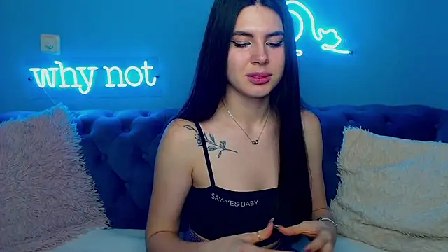 Snapshot of ViollinaLove chatting on January 2025 11:42:02 AM ViollinaLove online show from January 2025 11:42:02 AM