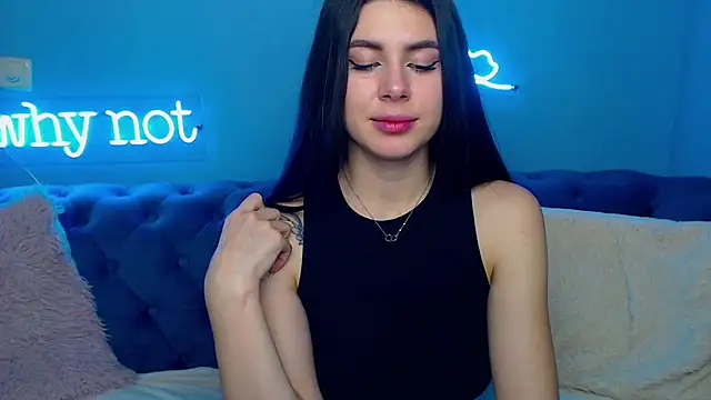 Snapshot of ViollinaLove chatting on January 2025 08:45:01 AM ViollinaLove online show from January 2025 08:45:01 AM