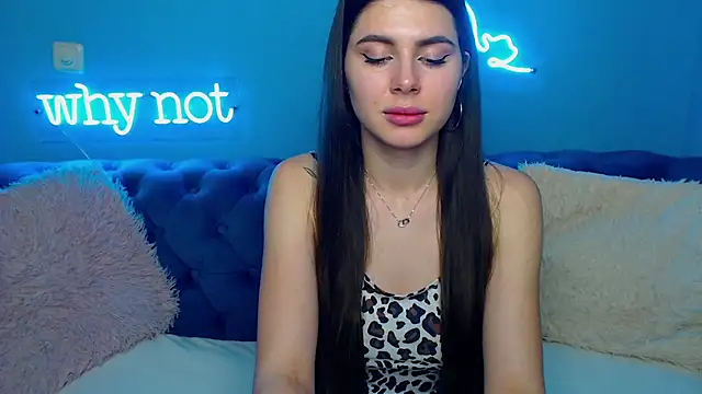 Snapshot of ViollinaLove chatting on January 2025 11:54:01 AM ViollinaLove online show from January 2025 11:54:01 AM