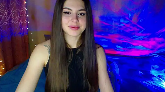 Snapshot of ViollinaLove chatting on January 2025 09:15:01 PM ViollinaLove online show from January 2025 09:15:01 PM