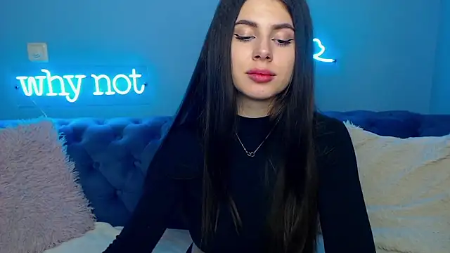 Snapshot of ViollinaLove chatting on January 2025 08:42:01 AM ViollinaLove online show from January 2025 08:42:01 AM